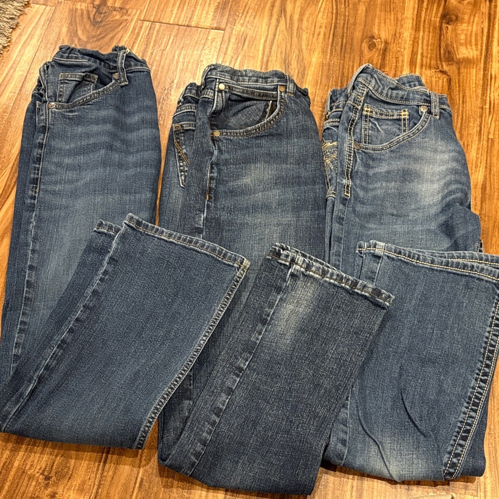 Wrangler Kids Dark and Light Blue Jeans bundle -16 slim